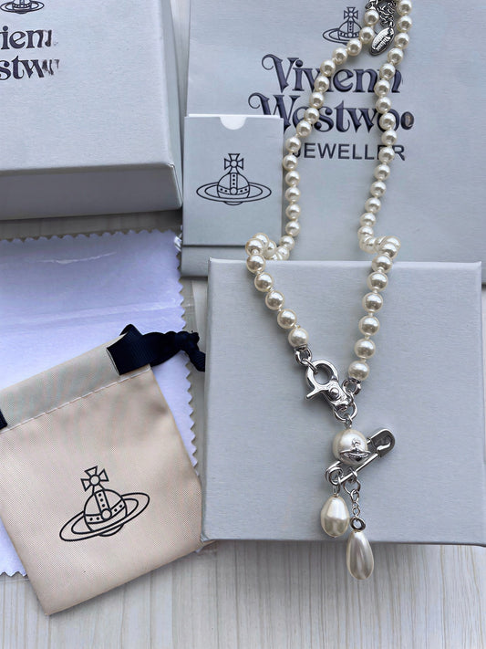 Vivienne Westwood Pin-Style Necklace